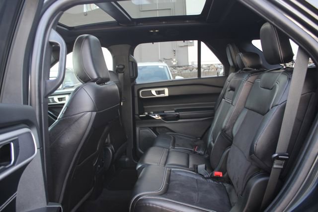Used 2022 Ford Explorer ST w/ ST Street Pack AWD/4WD image 24