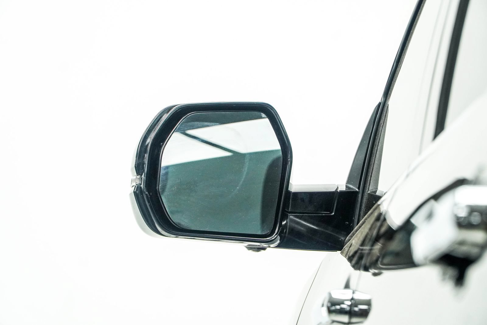 Used 2024 Toyota Tundra Limited AWD/4WD image 14