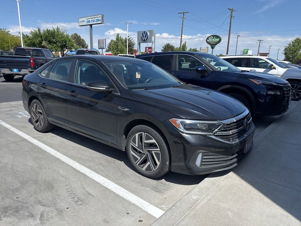 Used 2023 Volkswagen Jetta SEL