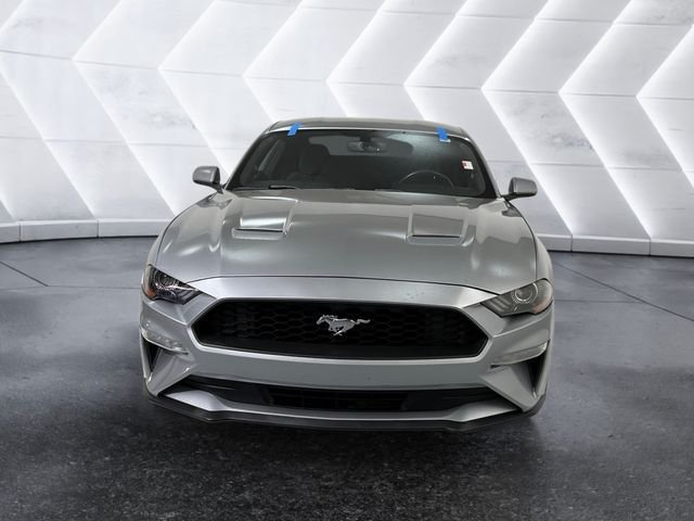 Used 2020 Ford Mustang Coupe RWD image 2