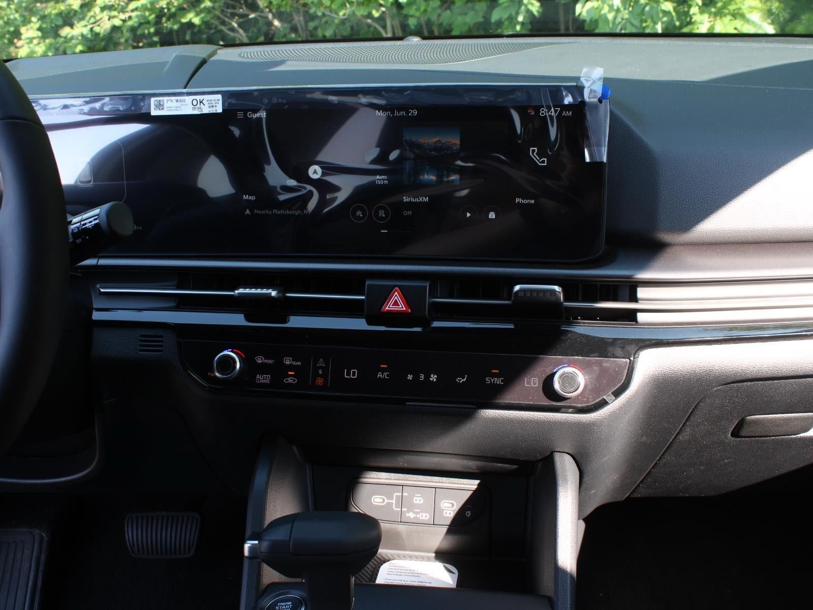 New 2026 Kia Sportage SX AWD/4WD image 16
