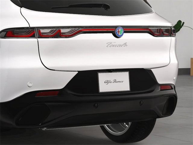 New 2025 Alfa Romeo Tonale w/ Premium Package image 16