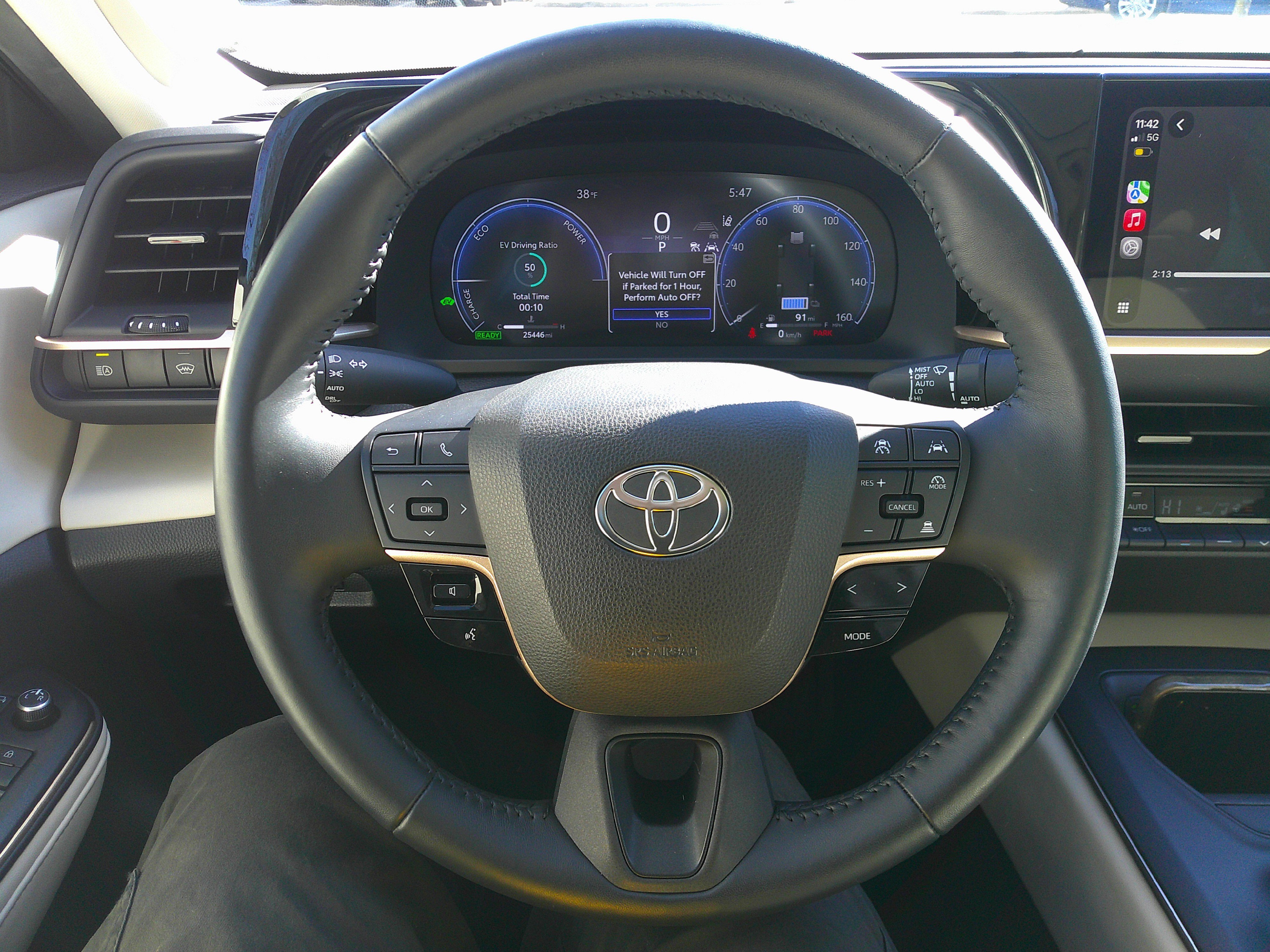 Used 2023 Toyota Crown Limited image 19