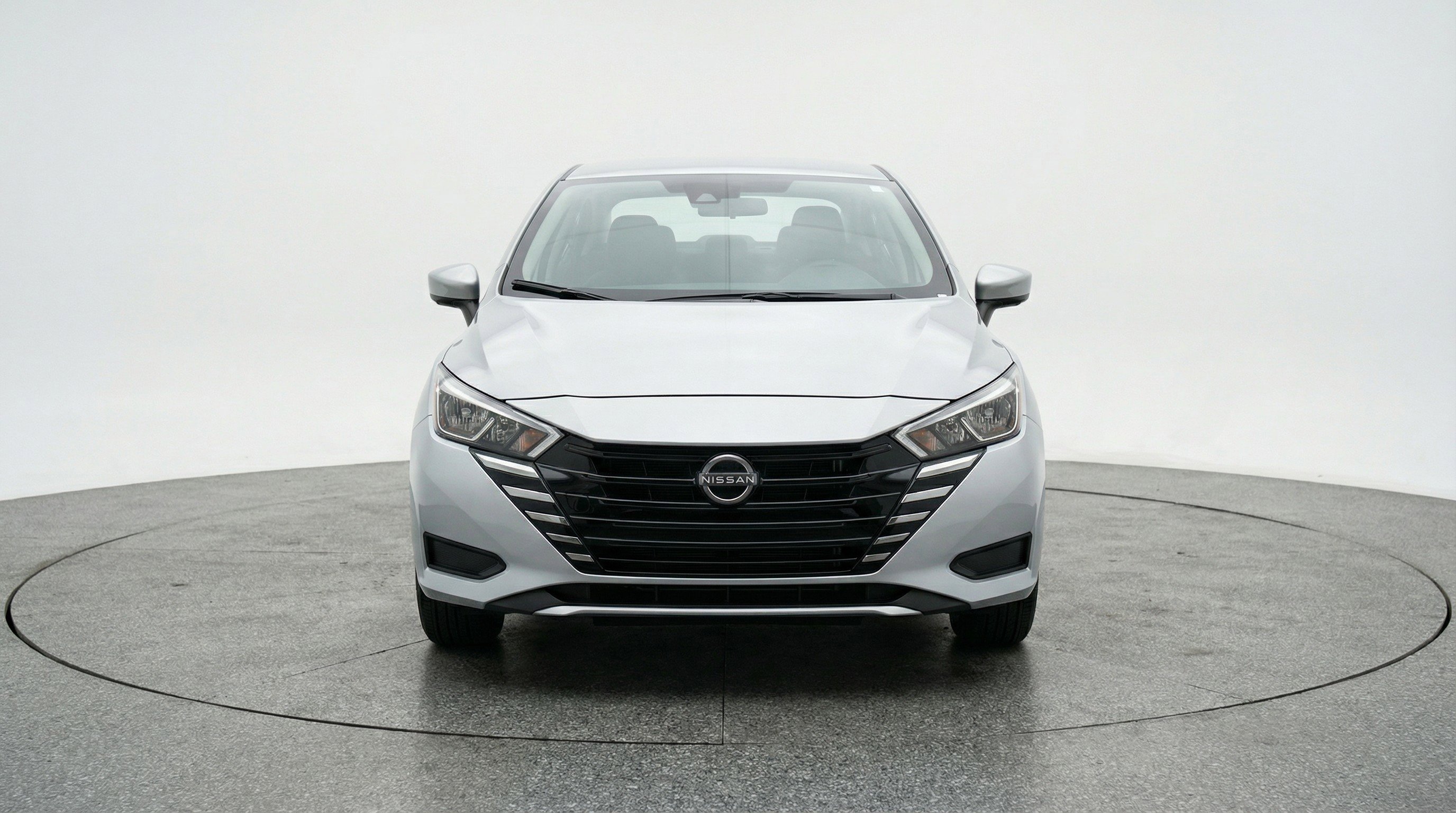 Used 2025 Nissan Versa SV FWD image 2