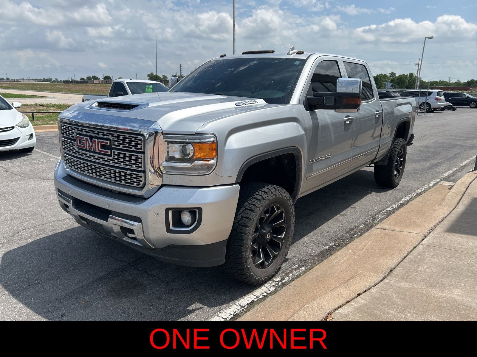 Used 2018 GMC Sierra 2500 Denali w/ Duramax Plus Package