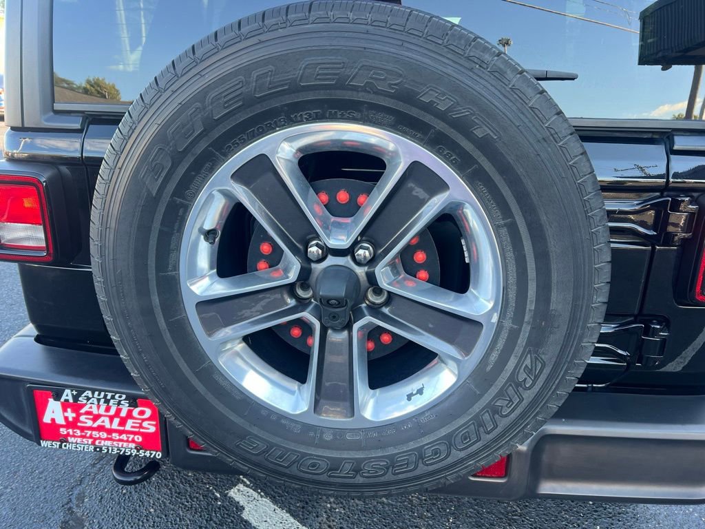 Used 2019 Jeep Wrangler Unlimited Sahara image 18