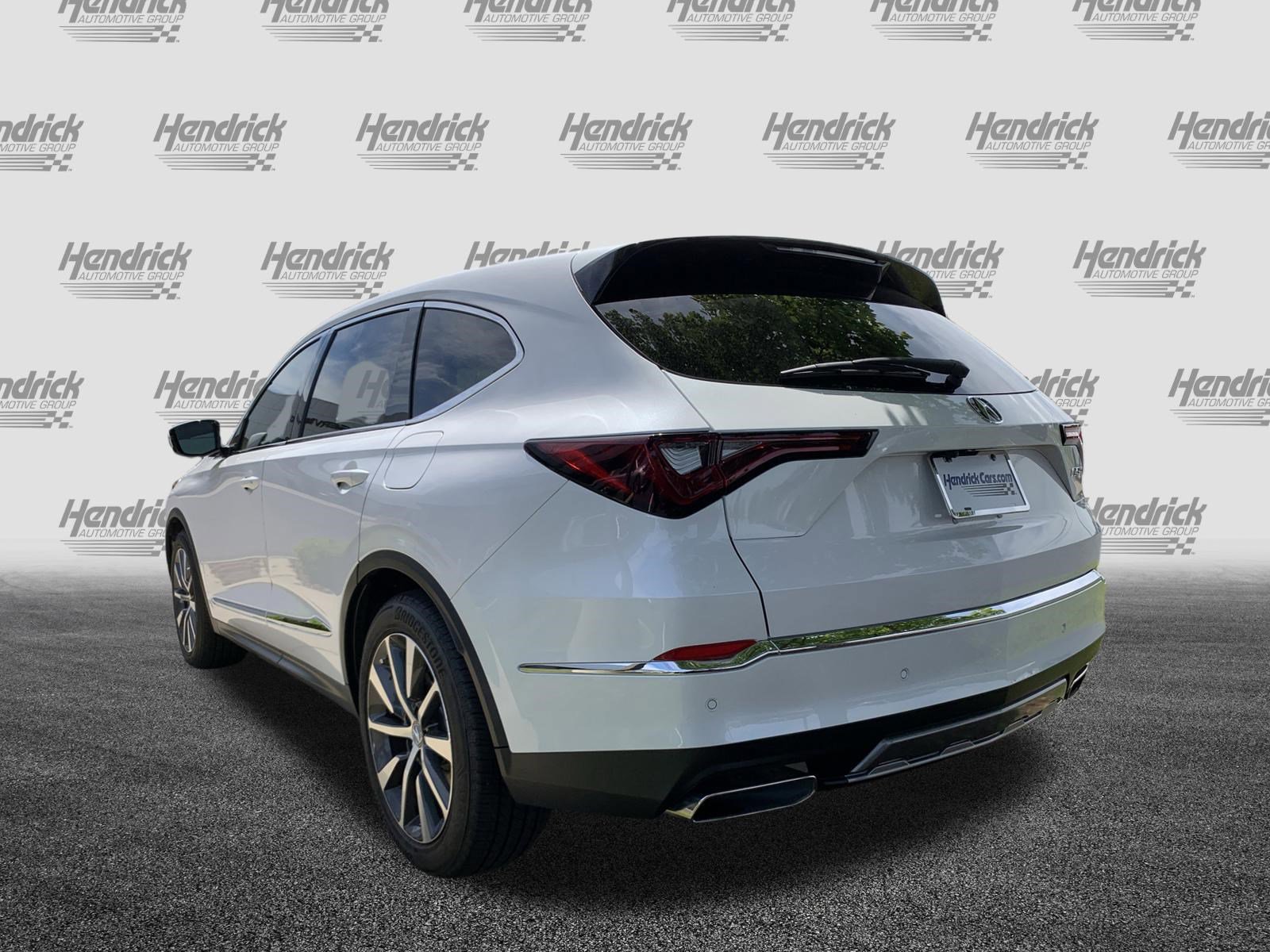 Used 2025 Acura MDX FWD w/ Technology Package image 8