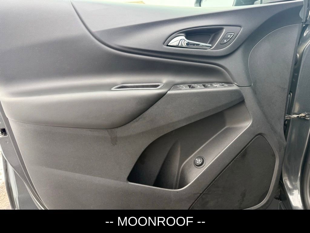 Used 2018 Chevrolet Equinox LT w/ Sun & Infotainment Package image 5