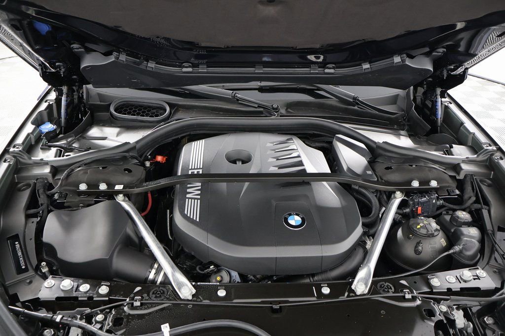 New 2026 BMW 740i w/ Premium Package image 9
