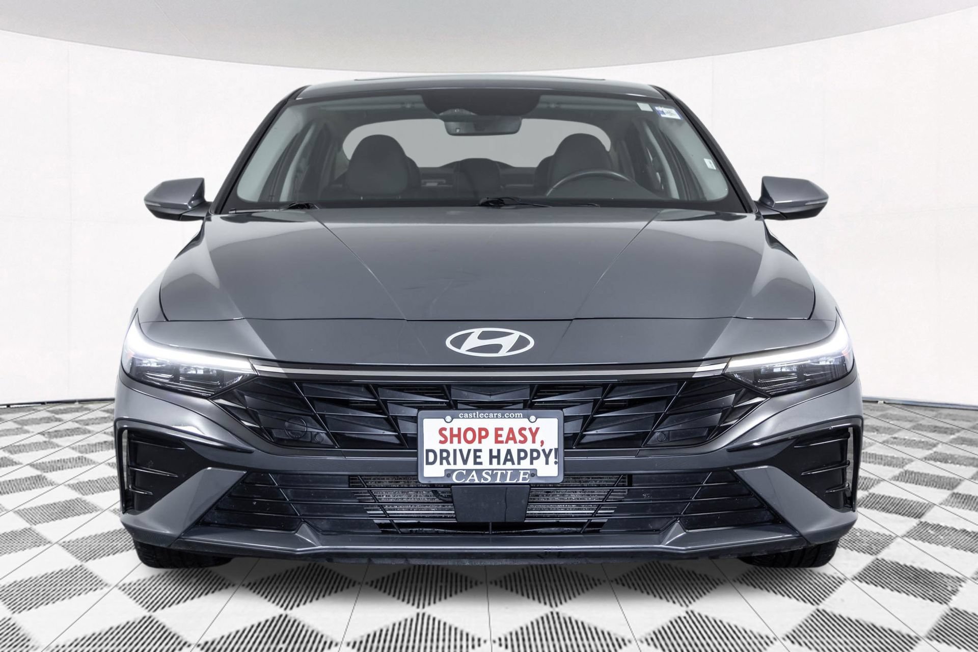 Used 2025 Hyundai Elantra Limited FWD image 13