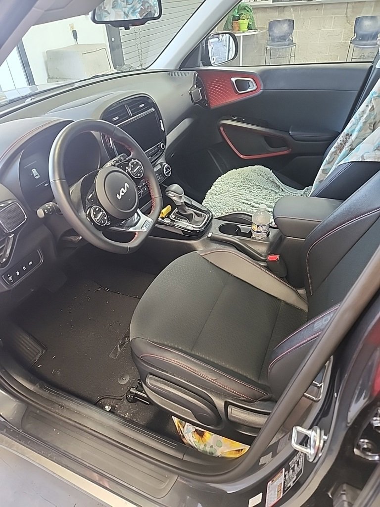 Used 2024 Kia Soul GT-Line image 3