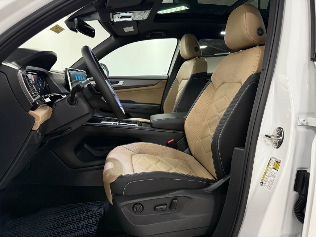 New 2026 Volkswagen Atlas Cross Sport SE image 17