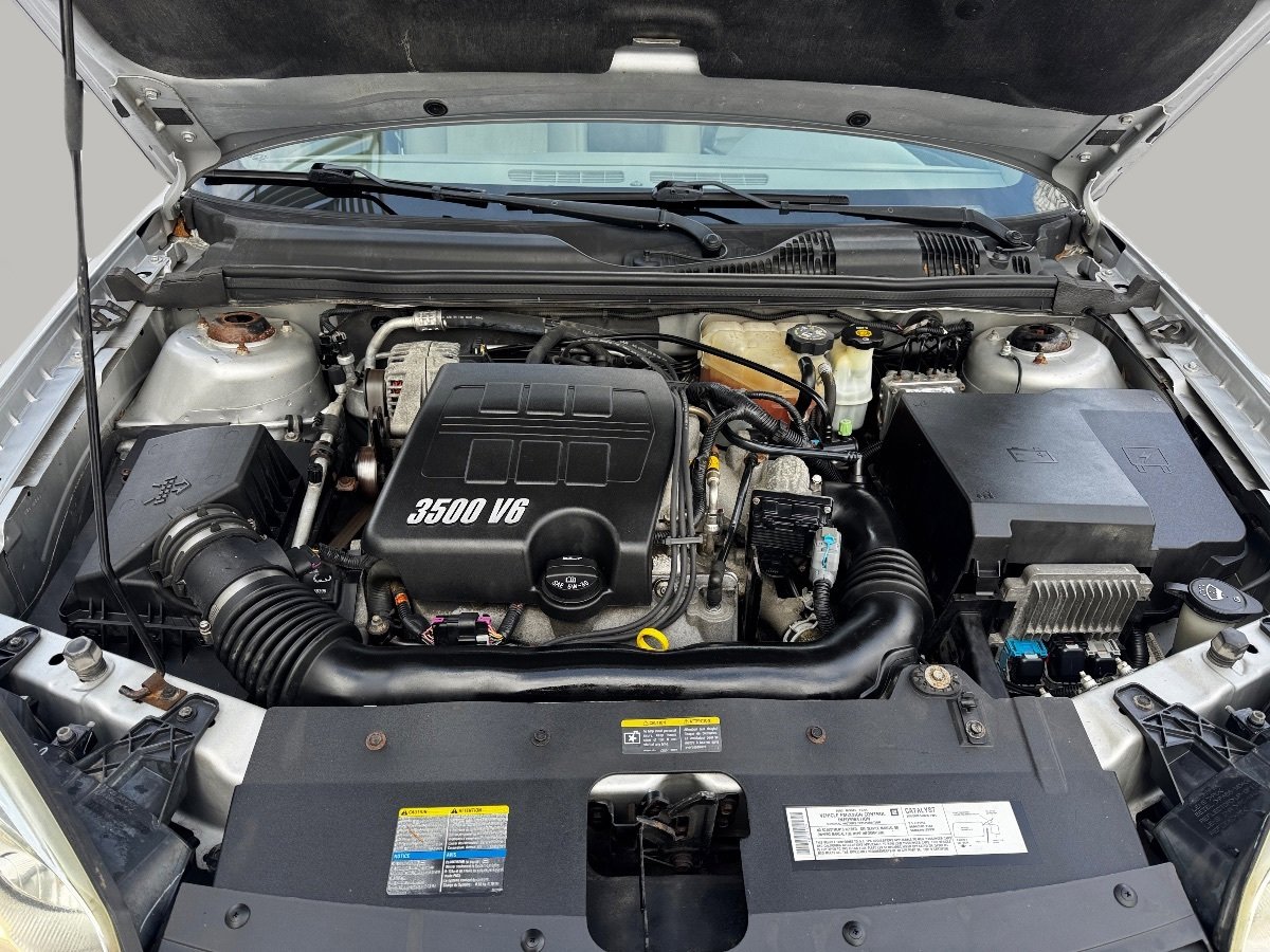 Used 2005 Chevrolet Malibu LT w/ Preferred Equipment Group image 13