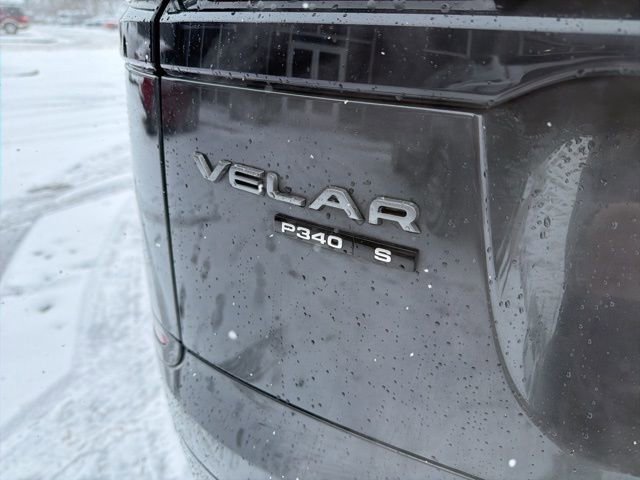 Used 2020 Land Rover Range Rover Velar R-Dynamic S image 7
