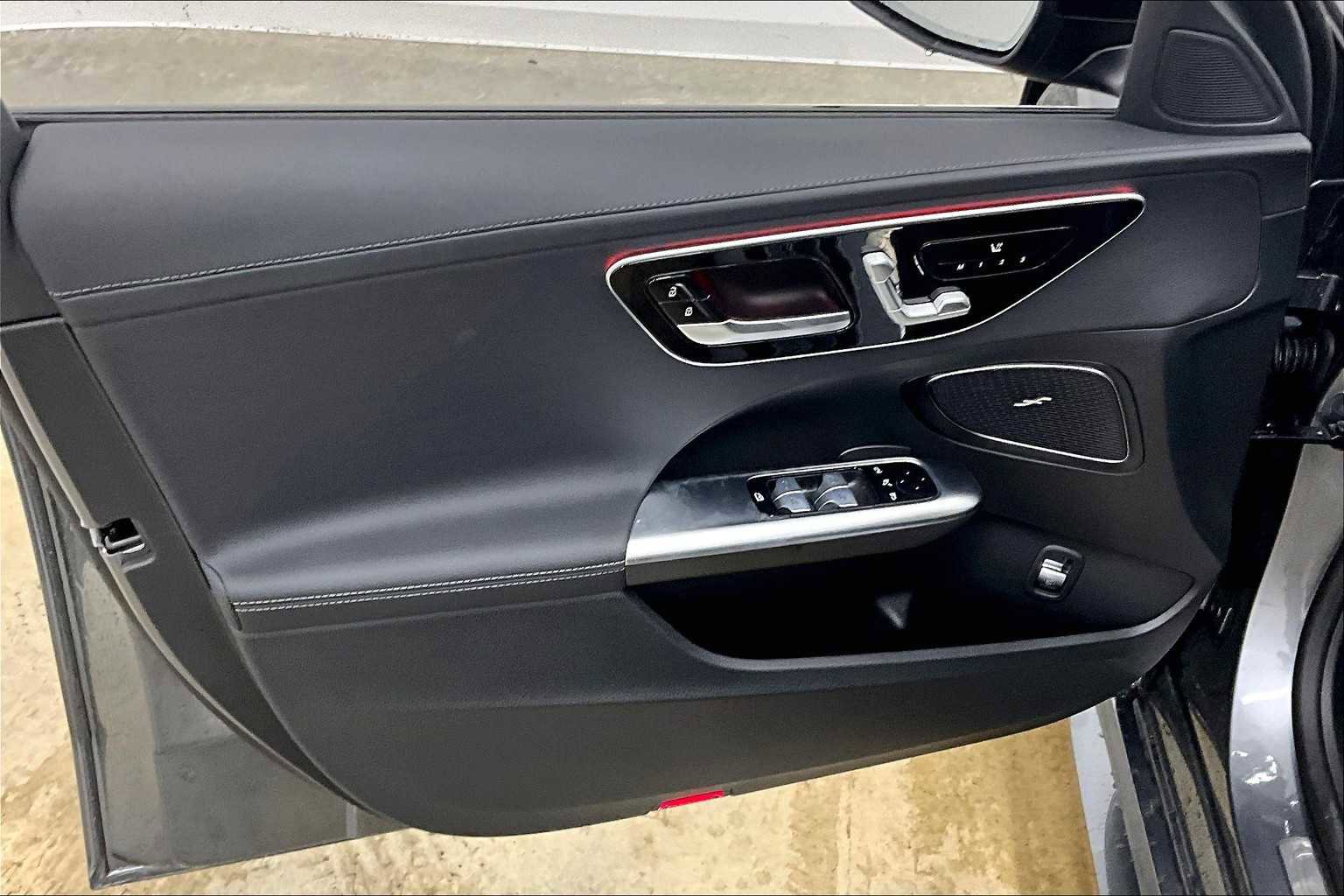 New 2025 Mercedes-Benz C 300 4MATIC Sedan image 10