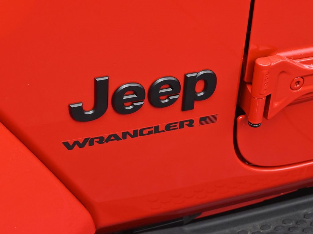 New 2025 Jeep Wrangler Sahara image 21