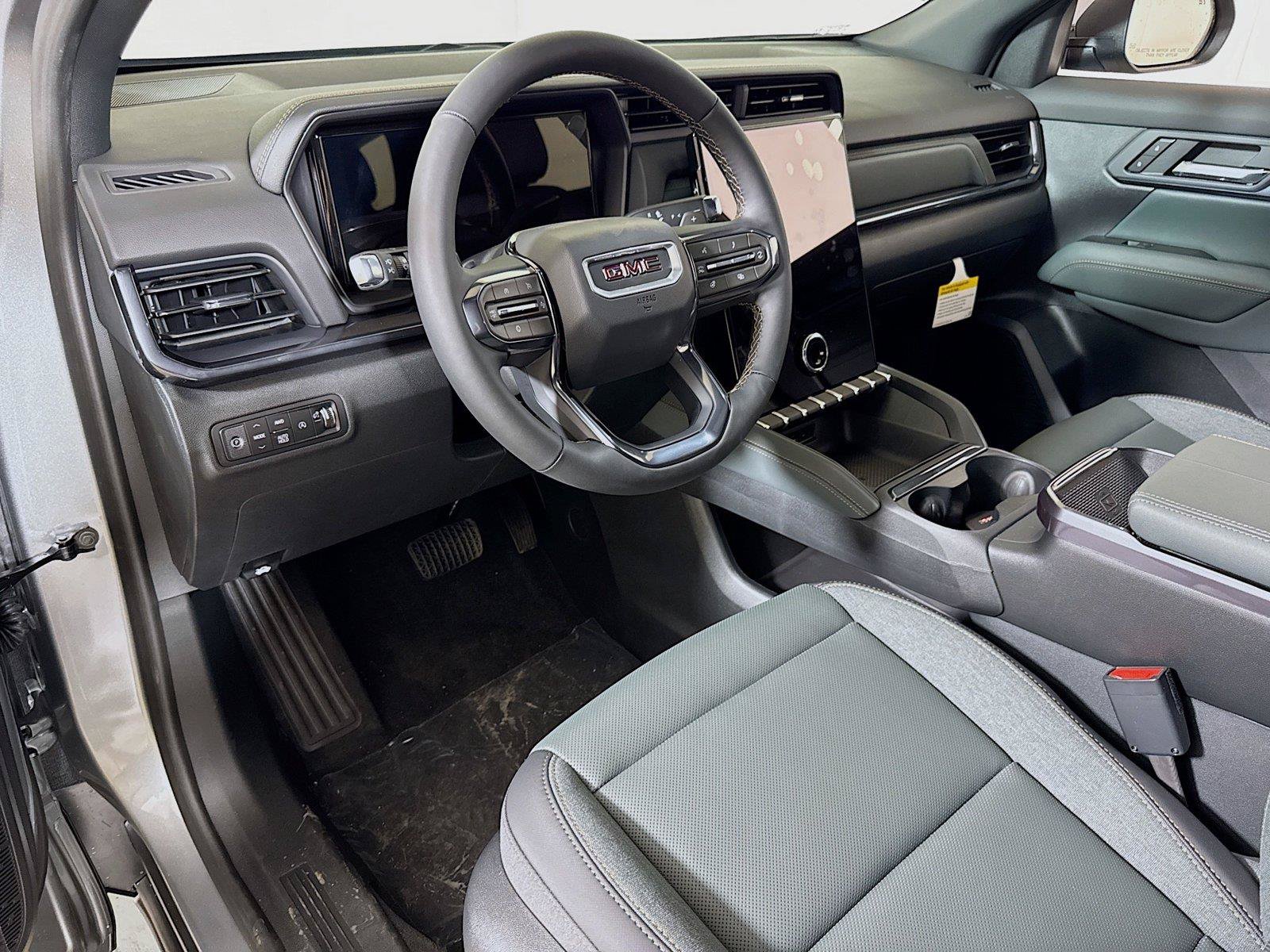 New 2027 GMC Terrain AT4 AWD/4WD image 5