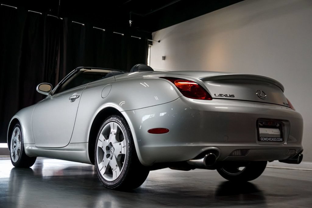 Used 2004 Lexus SC 430 Convertible RWD image 34