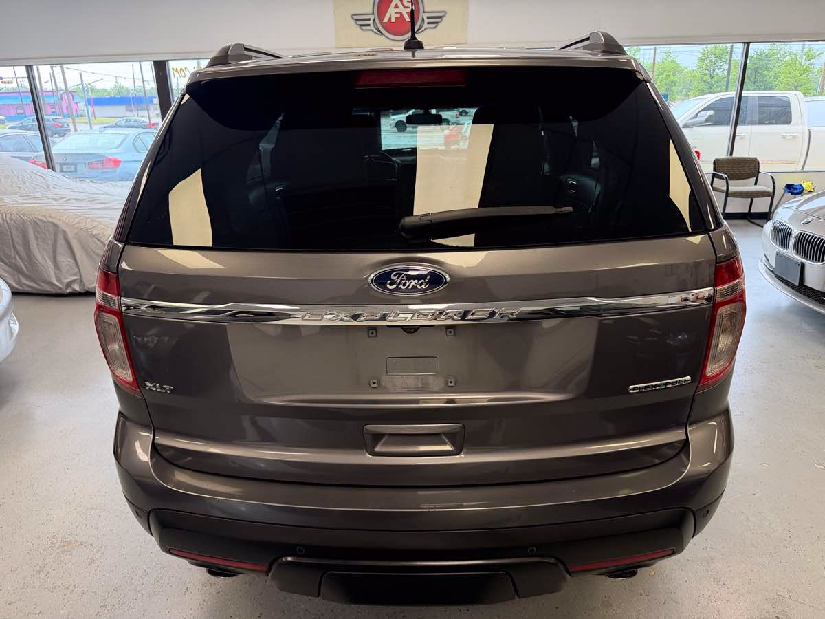 Used 2013 Ford Explorer XLT FWD image 7