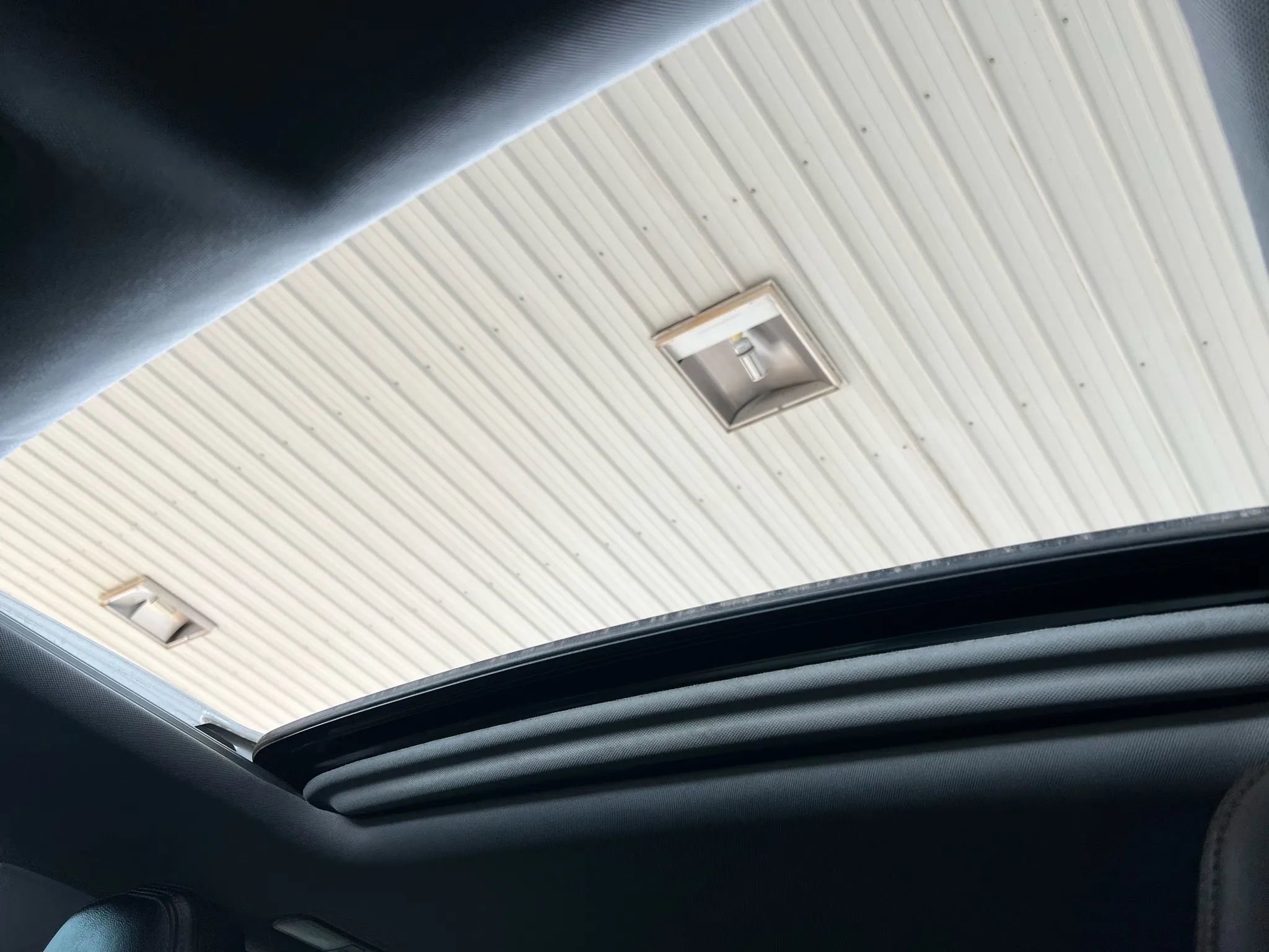 Used 2019 Toyota Highlander SE image 33