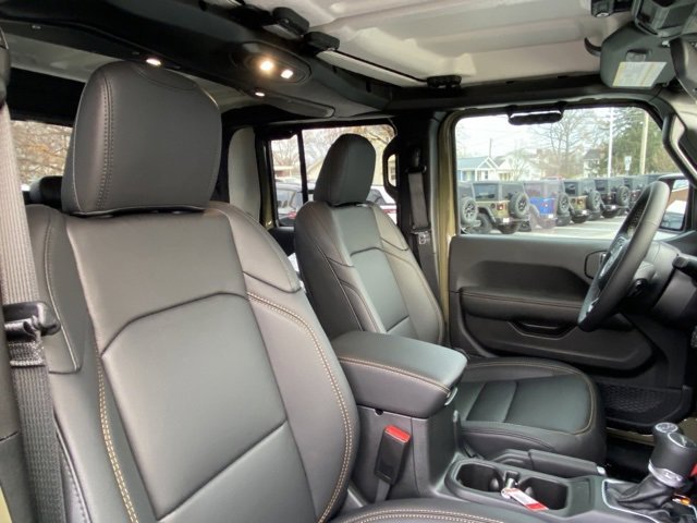 New 2025 Jeep Gladiator Sport image 16