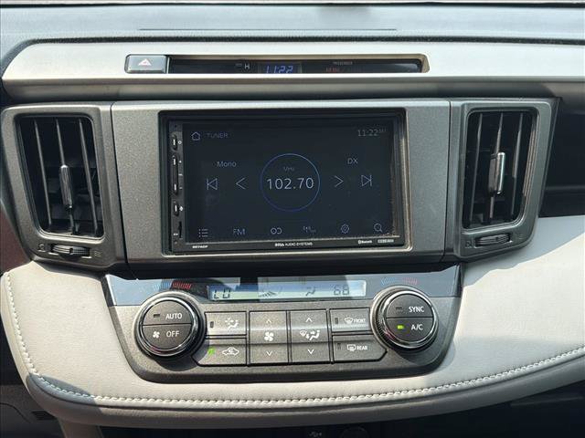 Used 2014 Toyota RAV4 XLE AWD/4WD image 18