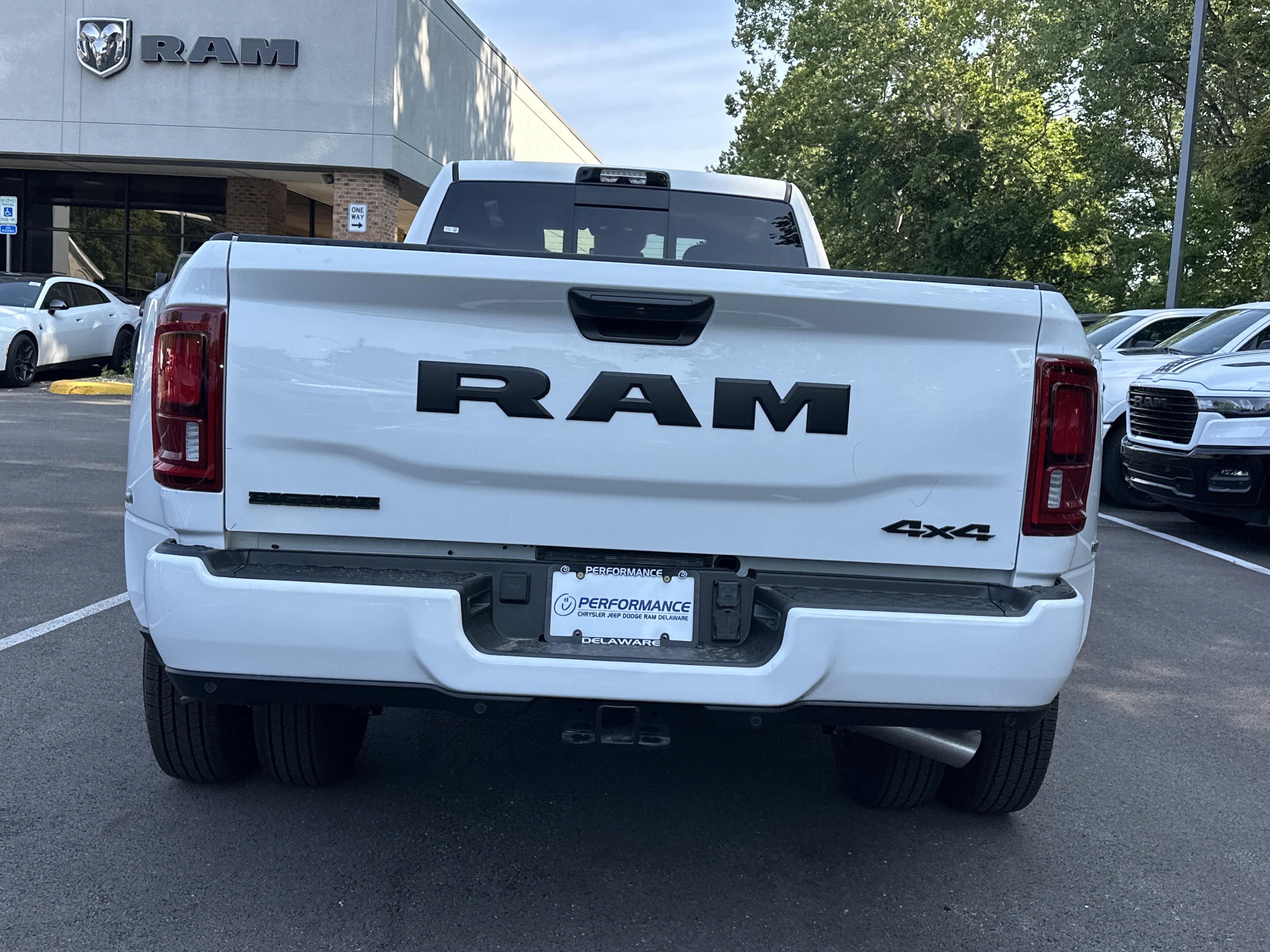 New 2026 RAM 3500 Big Horn AWD/4WD image 17