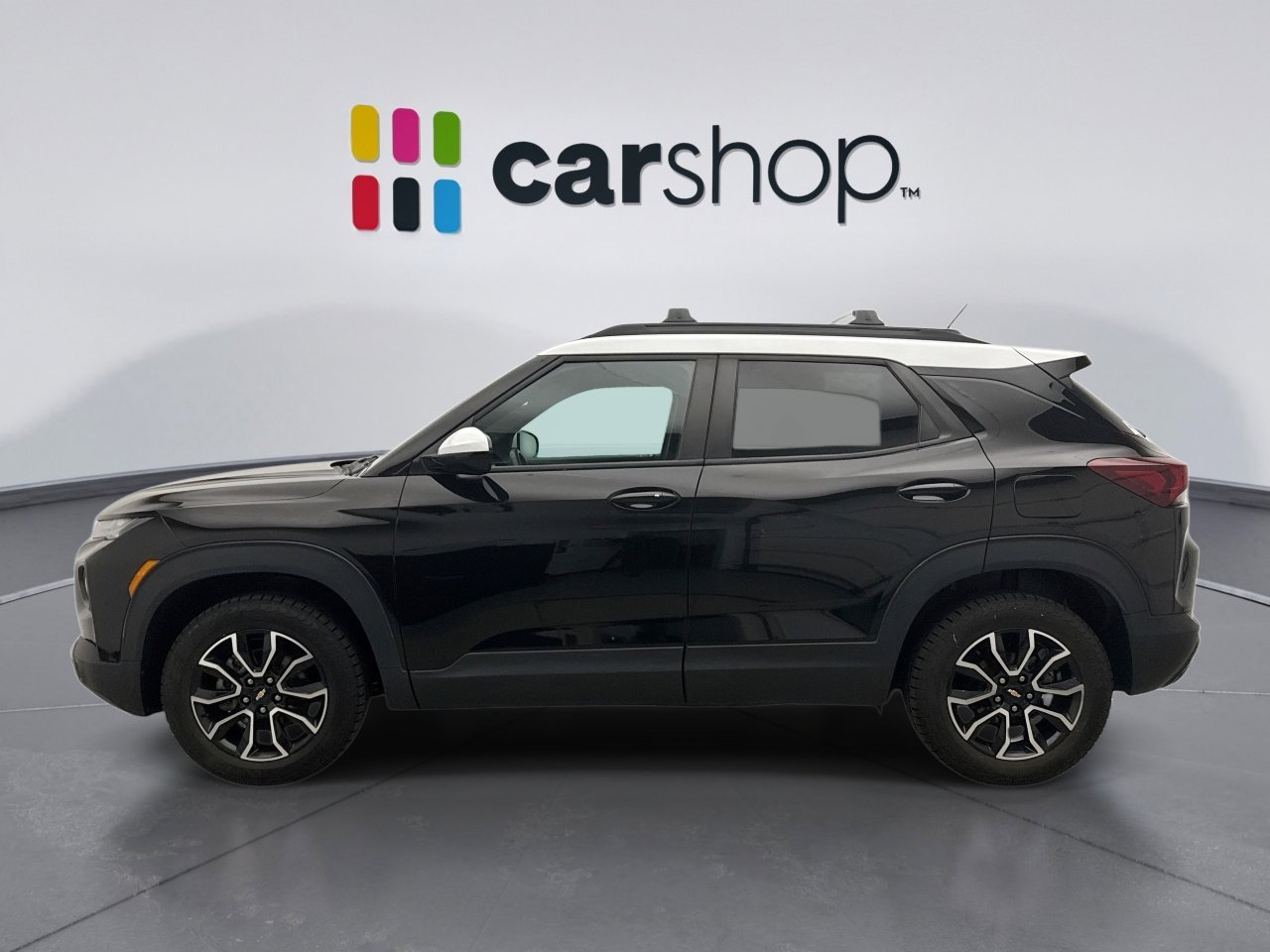 Used 2021 Chevrolet TrailBlazer ACTIV w/ Technology Package AWD/4WD image 2