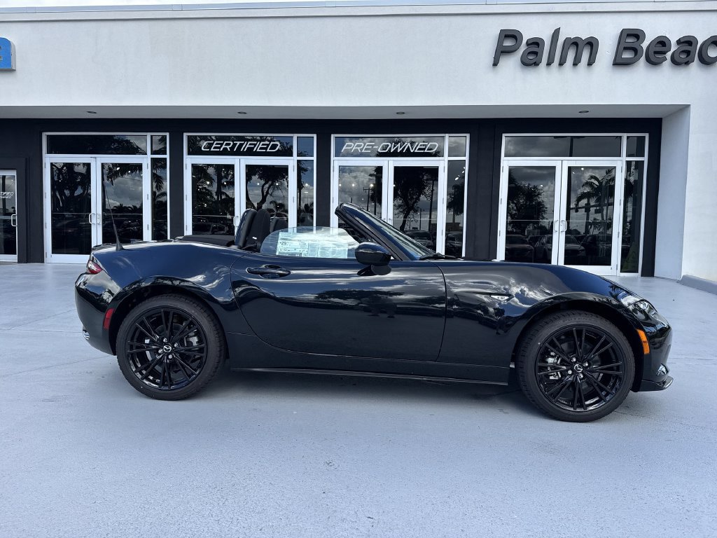 New 2026 MAZDA MX-5 Miata Club w/ Interior Package RWD image 23