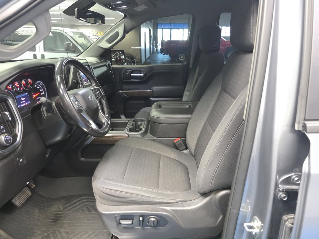 Certified 2020 Chevrolet Silverado 1500 LT Trail Boss AWD/4WD image 18