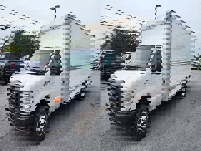 Used 2018 Ford E-350 and Econoline 350 Super Duty image 4