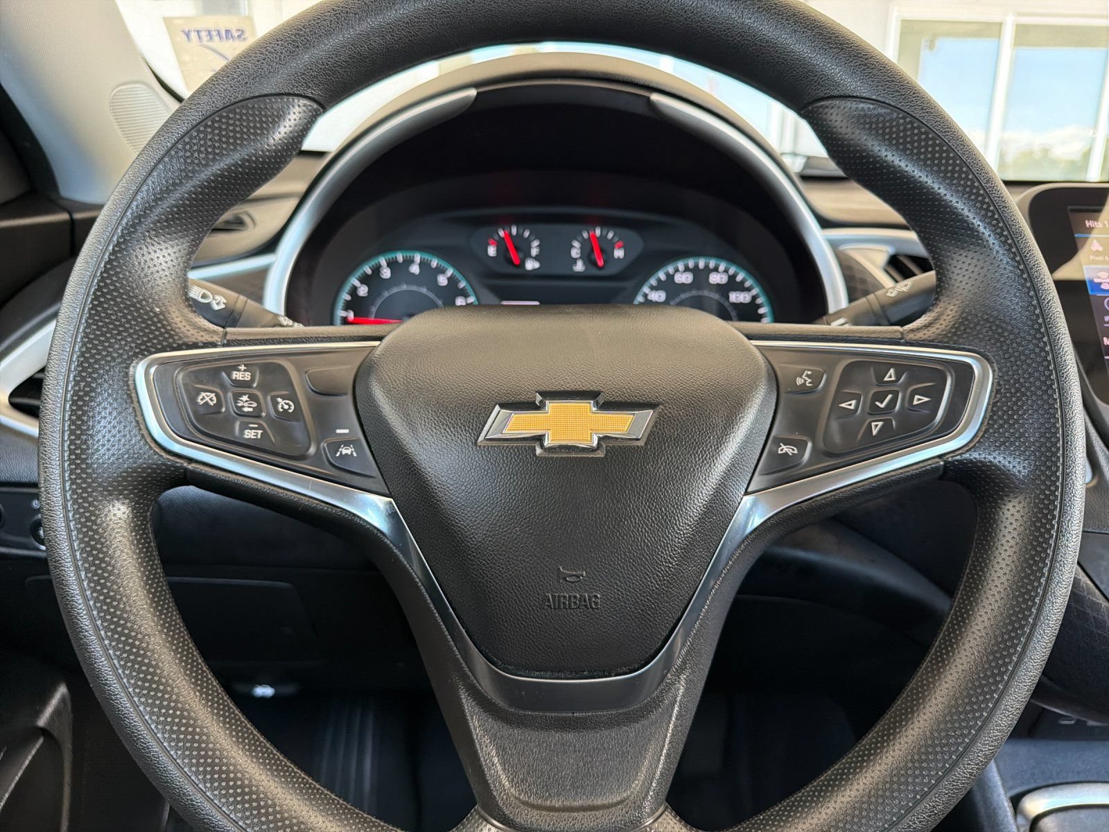 Used 2023 Chevrolet Malibu LT FWD image 25