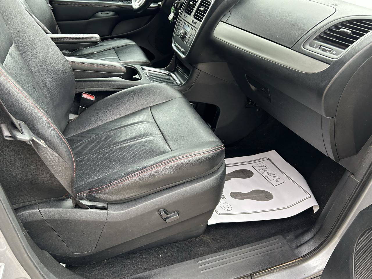 Used 2019 Dodge Grand Caravan GT FWD image 11
