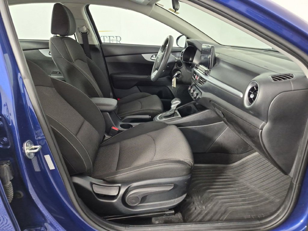 Used 2023 Kia Forte LXS w/ LXS Technology Package FWD image 36