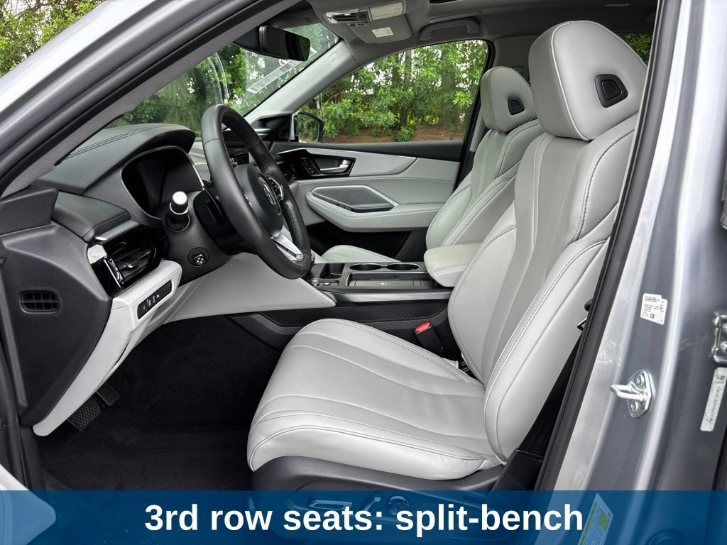 Used 2025 Acura MDX w/ Technology Package FWD image 16
