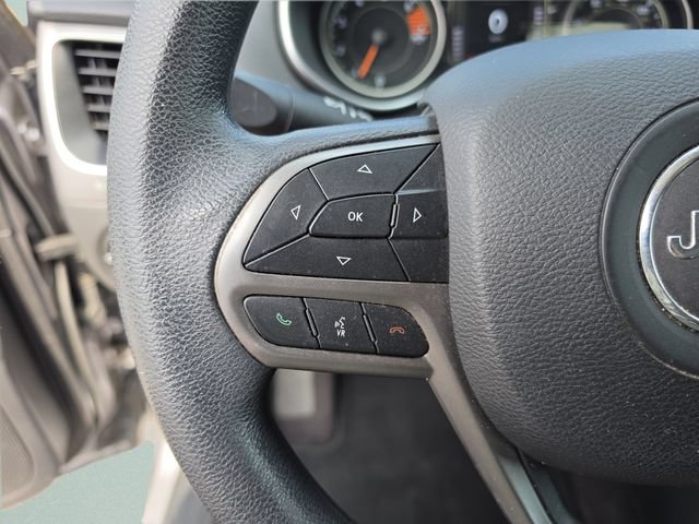 Certified 2019 Jeep Cherokee Latitude w/ Popular Appearance Group FWD image 28
