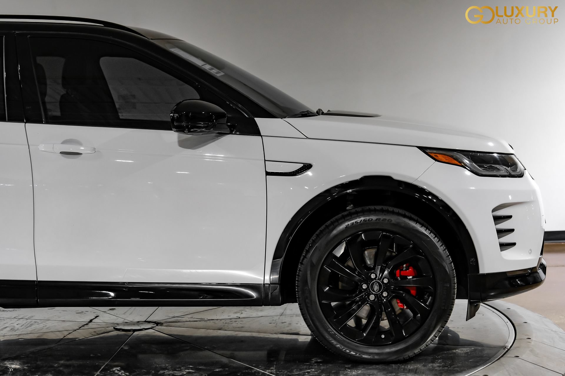Used 2024 Land Rover Discovery Sport Dynamic SE AWD/4WD image 11