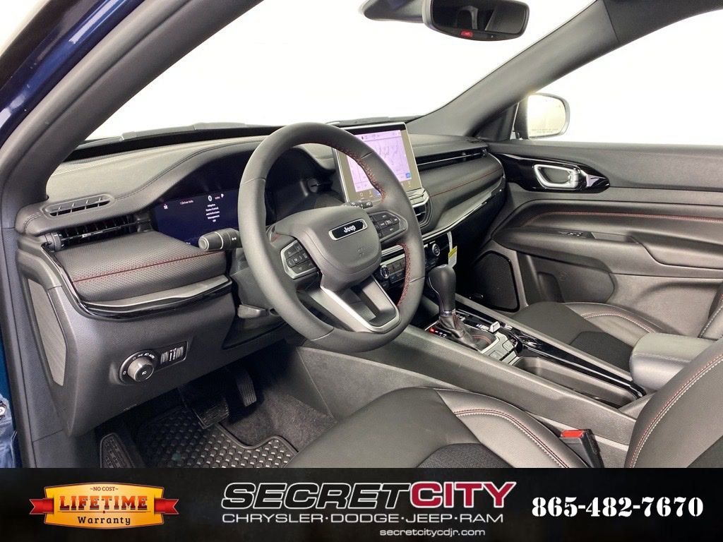 New 2026 Jeep Compass Trailhawk w/ Sun, Sound & Navigation Group image 11