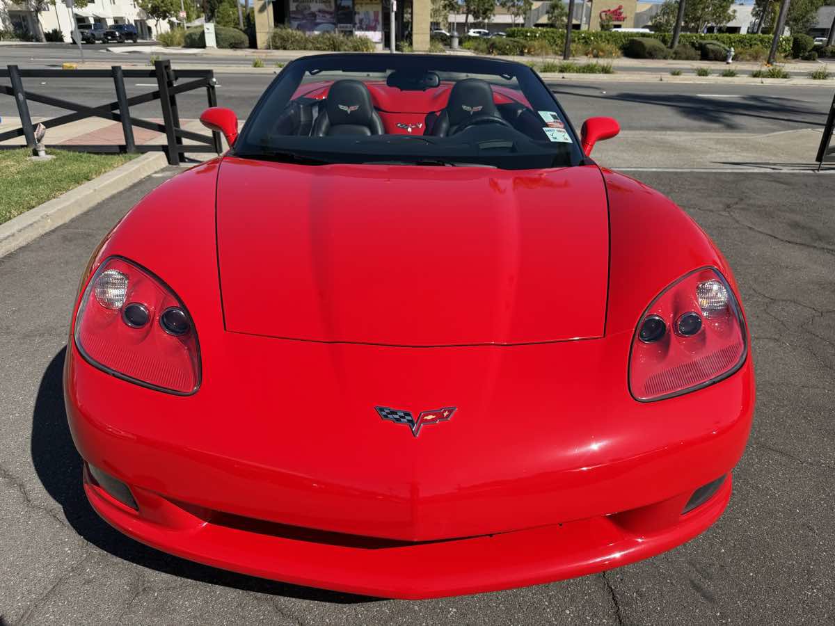 Used 2010 Chevrolet Corvette Convertible w/ Preferred Equipment Group RWD image 15