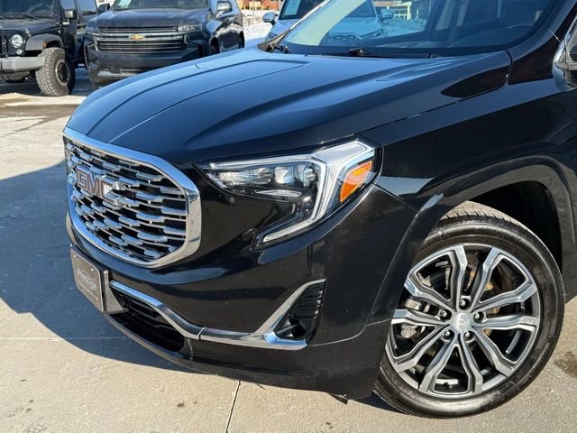 Used 2019 GMC Terrain Denali w/ Driver Alert Package II image 18