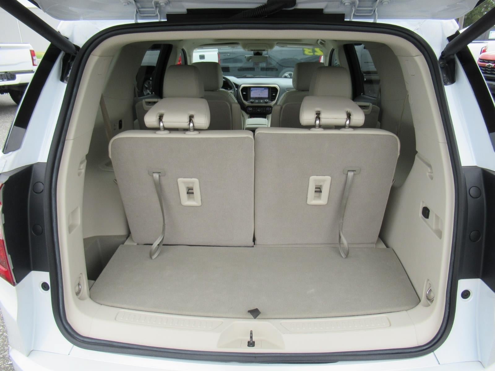 Used 2023 GMC Acadia Denali w/ Denali Ultimate Package FWD image 39