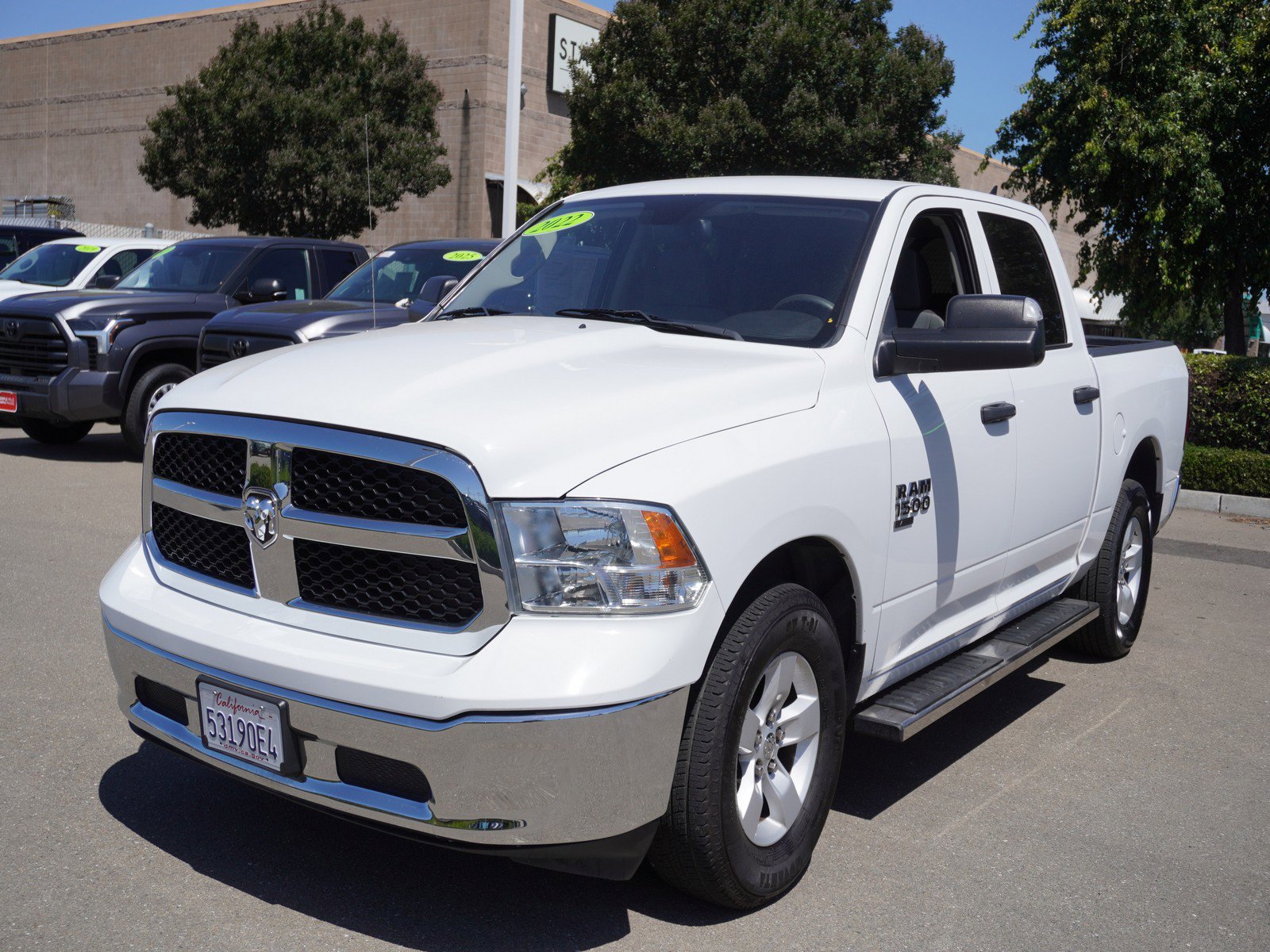 Used 2022 RAM 1500 Classic SLT w/ Trailer & Traction Group RWD image 7