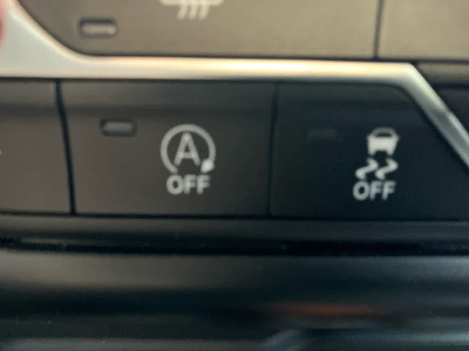 Used 2020 Jeep Gladiator Rubicon w/ Auxiliary Switch Group image 27