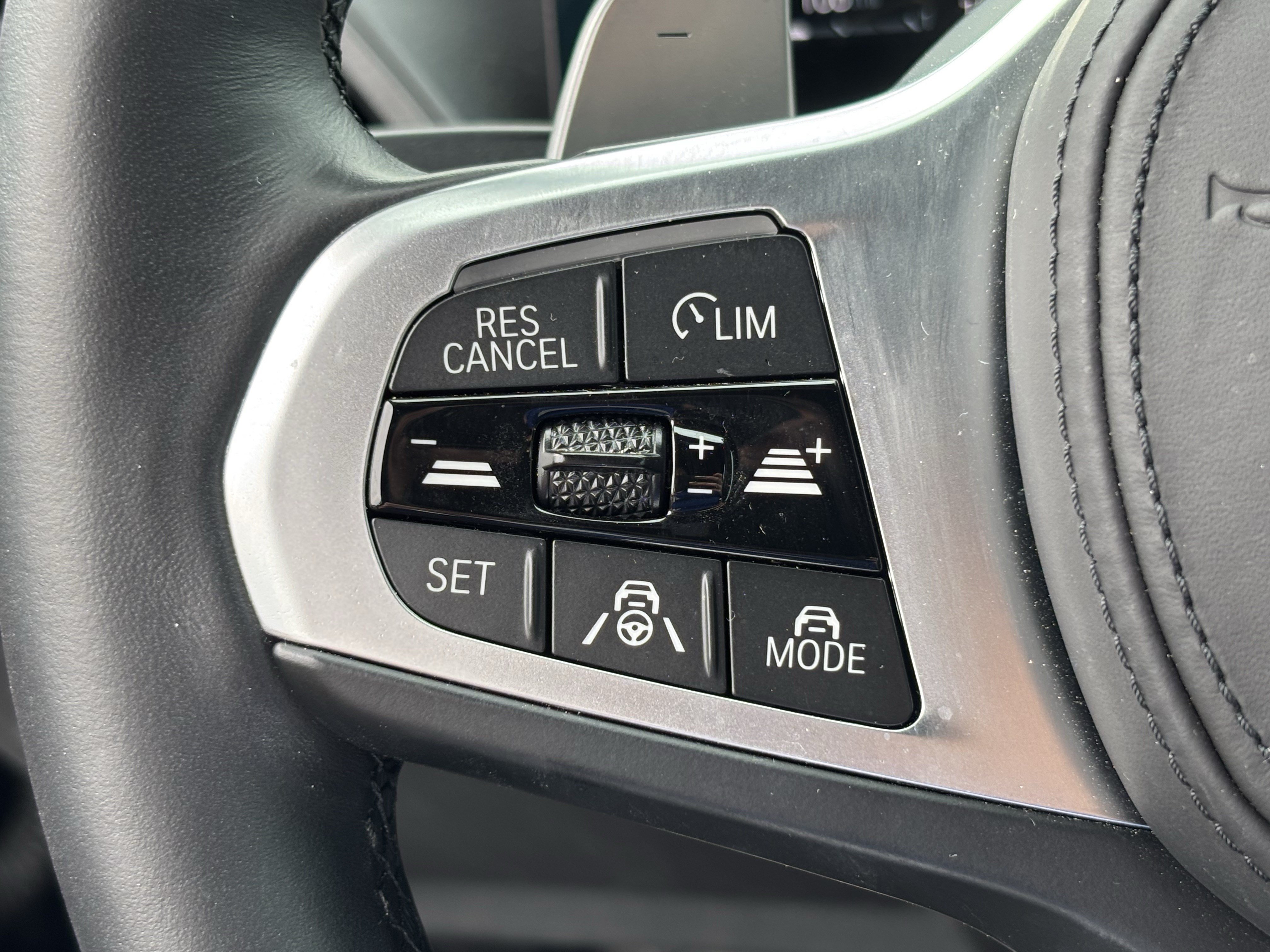 Used 2024 BMW 440i xDrive Convertible AWD/4WD image 19