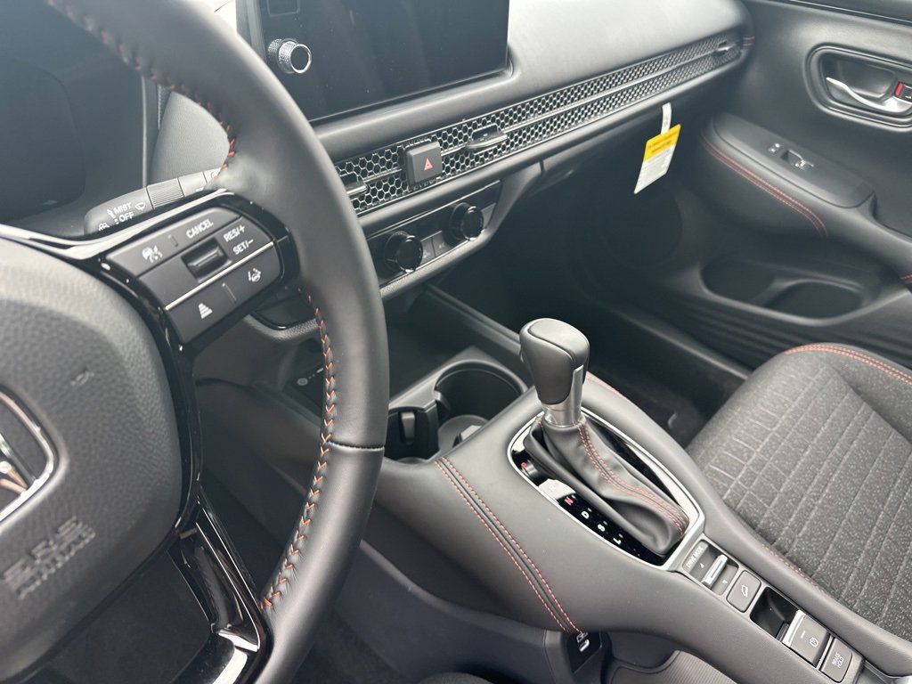 New 2026 Honda HR-V Sport image 9