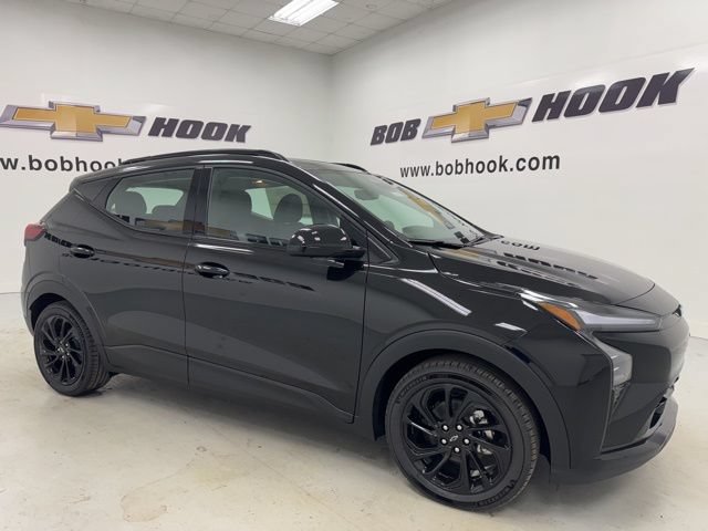 New 2027 Chevrolet Bolt RS w/ Technology Package FWD image 3
