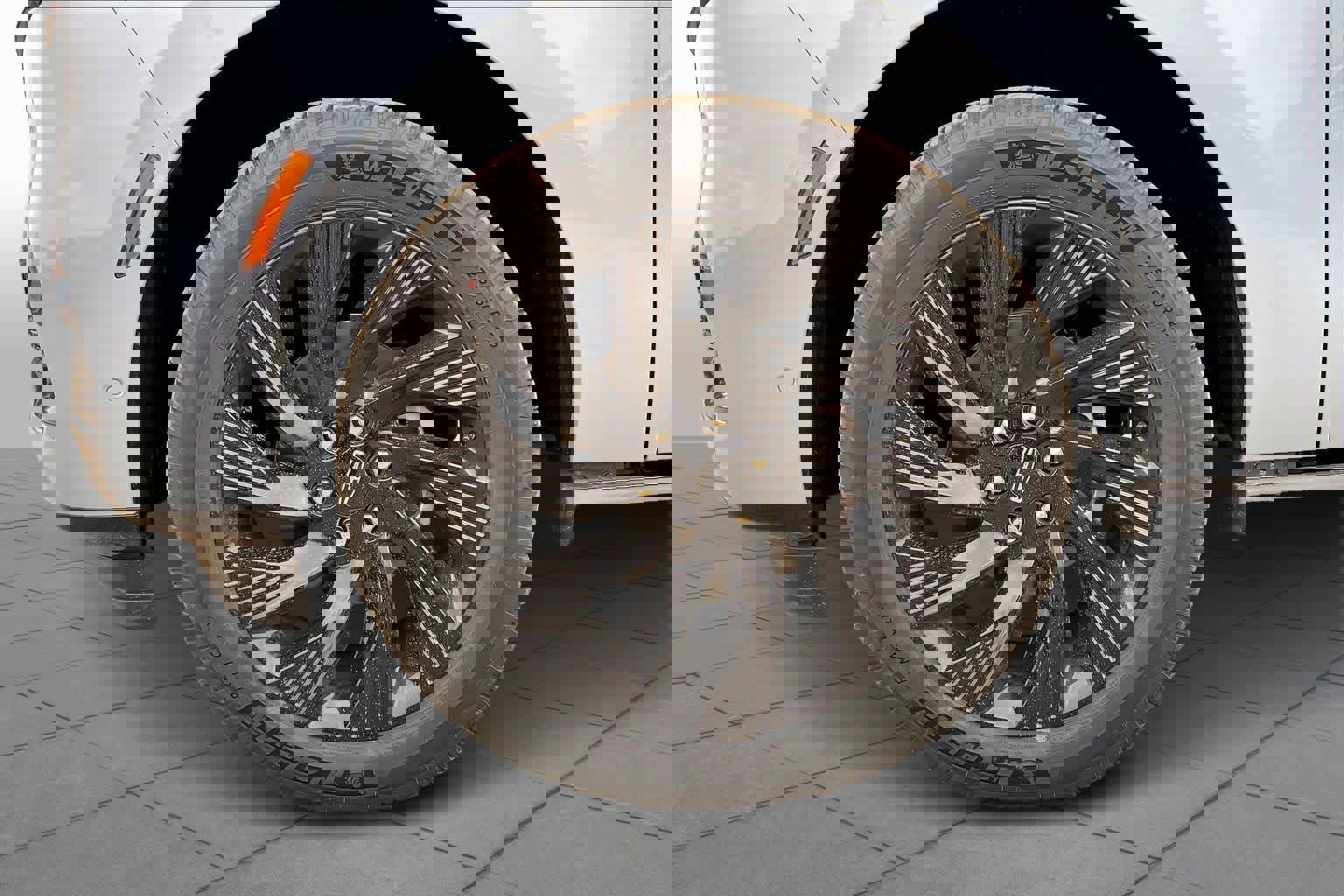 New 2025 Lincoln Navigator L Reserve w/ Jet Appearance Package image 11