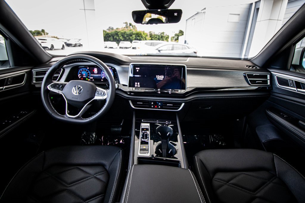 New 2026 Volkswagen Atlas Cross Sport SE image 31