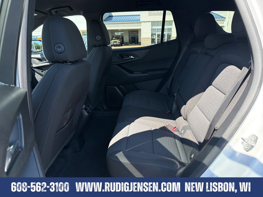 Used 2026 Chevrolet Equinox LT AWD/4WD image 24