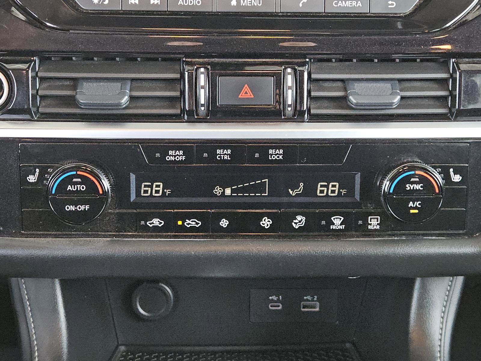 Used 2024 Nissan Pathfinder SV image 14